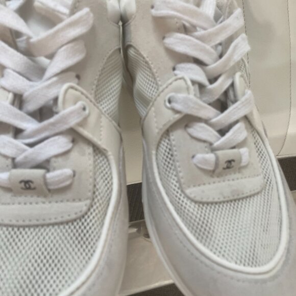 Chanel CC Logo Running Sneakers • White Suede Mesh Trainers EU 40 US 9.5 - Picture 14 of 16